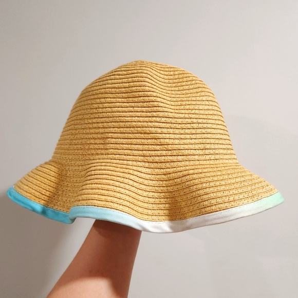 Carter's Tan and Blue Sun Hat 2T/4T - Picture 1 of 4
